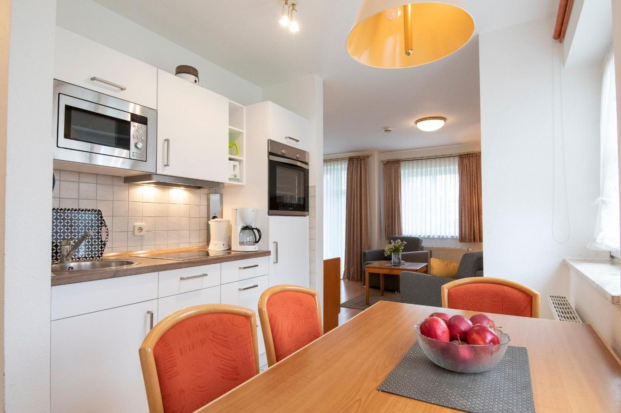 Ferienwohnung Ostseebutt Mit Terrasse Im Kaiserhof 2 Kellenhusen Luaran gambar