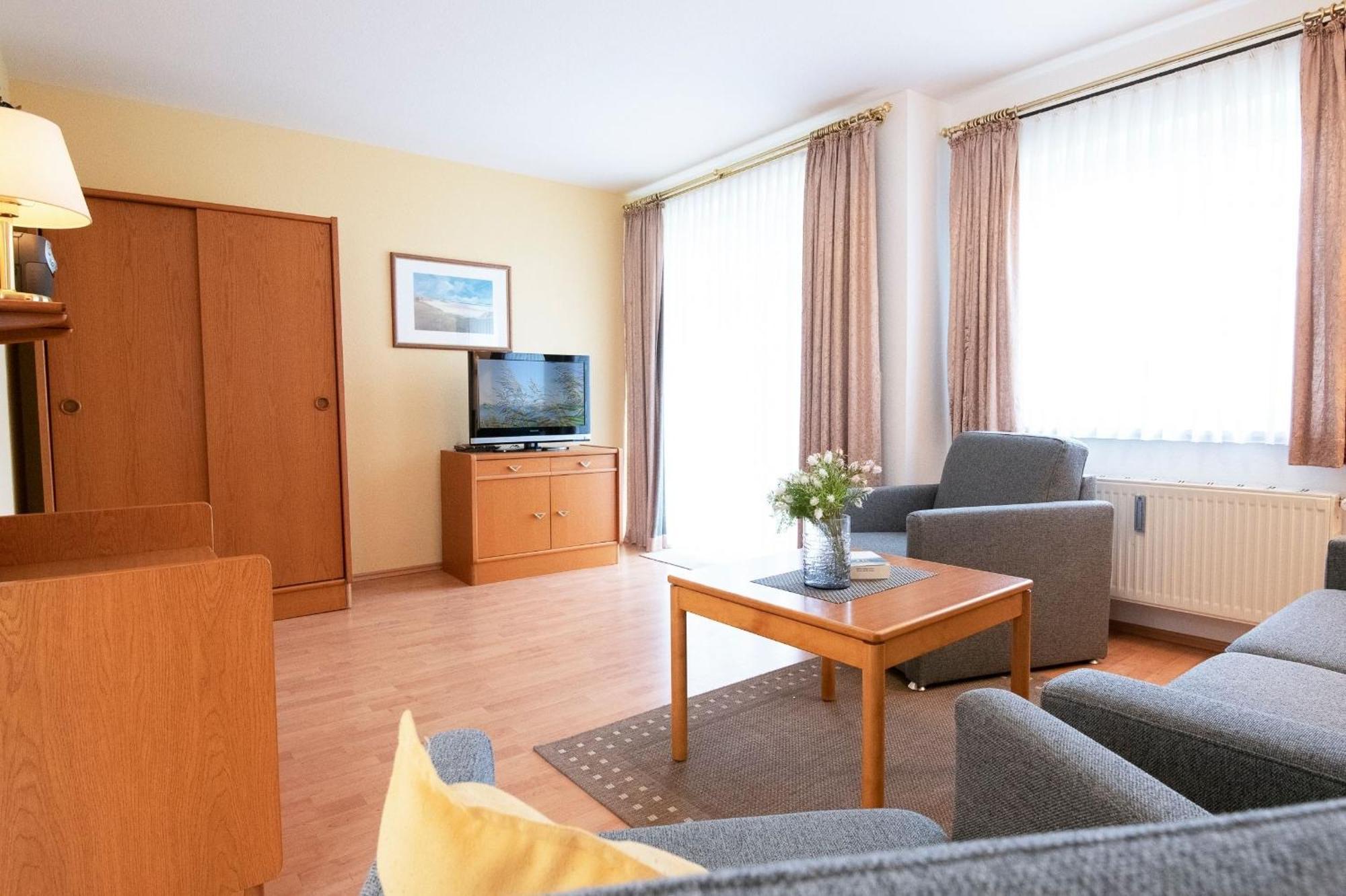 Ferienwohnung Ostseebutt Mit Terrasse Im Kaiserhof 2 Kellenhusen Luaran gambar